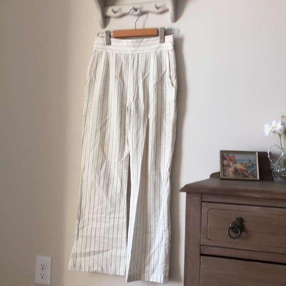 Stone Cold Fox - Isla Trousers - Picture 4 of 5